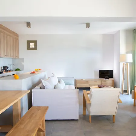 Ionian White * Áyios Nikítas